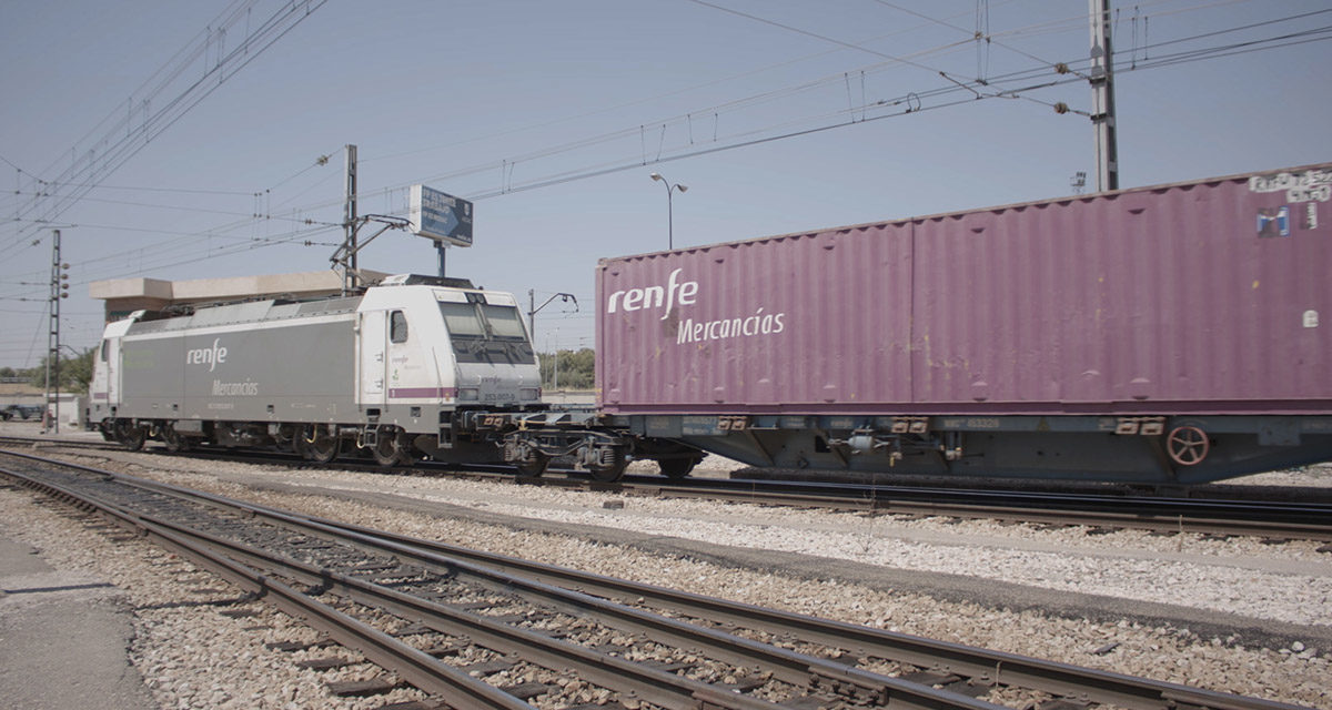 Mitma demarează proiectul pilot de transport cu trenul a 600 de tone de porumb din Ucraina în Spania