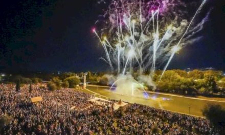 Torrejón – Cea de-a 10-a aniversare spectaculoasă și masivă a Parque Europa, evidențiind Spectacolul de lumini cu drone, Spectacolul Fântânilor cu finalul…