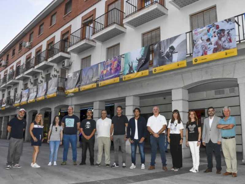 Torrejón – Balcoanele Plaza Mayor expun fotografiile expoziției PHotoEspaña 2022 #PhiestaPHE, care prezintă imagini atât…