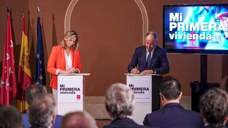 Comunitatea Madrid semnează un acord cu trei entități bancare pentru a facilita acordarea de credite ipotecare tinerilor din regiune