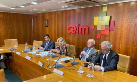 Comunitatea Madrid informează CEIM despre noul proiect de Lege privind serviciile sociale, care îmbunătățește calitatea și eficiența îngrijirii