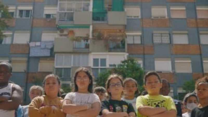 Barcelona: Evacuările din perspectiva copiilor și cum să îi însoțim
