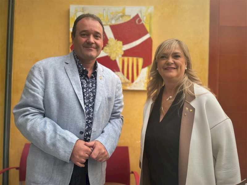 Ministrul Violant Cervera inaugurează centrul sportiv municipal din Rosselló