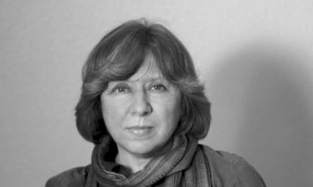 Scriitoarea și jurnalista belarusă Svetlana Aleksiévitx, distinsă cu XXXIV Premiul Internațional Catalonia