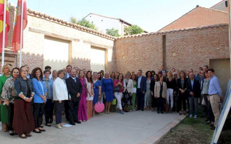 Alcalá – Primarul însoțește comunitatea educațională din Alcalá la ceremonia de deschidere a anului școlar 2022-2023