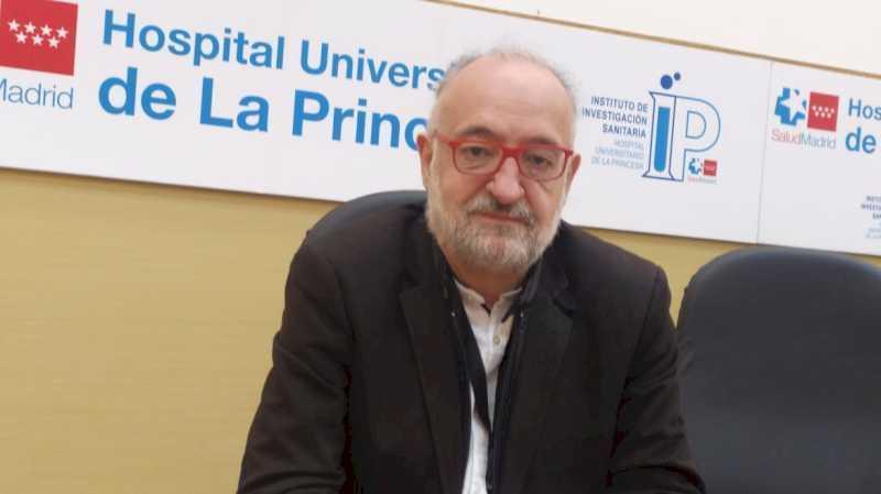 Spitalul de La Princesa îi aduce un omagiu Dr. Jorge Gómez Zamora într-un act masiv