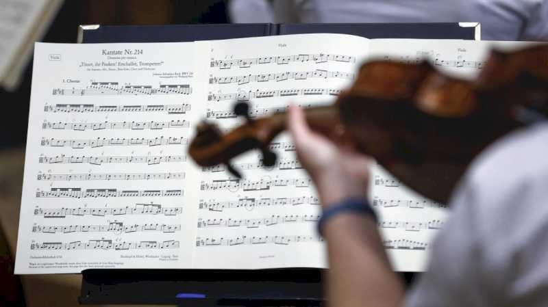 Orchestra Comunității Madrid oferă un concert în Elveția pentru a răspândi moștenirea muzicală spaniolă