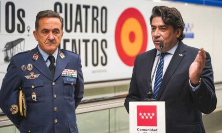 Comunitatea Madrid aduce un omagiu aviației spaniole la stația de metrou Cuatro Vientos