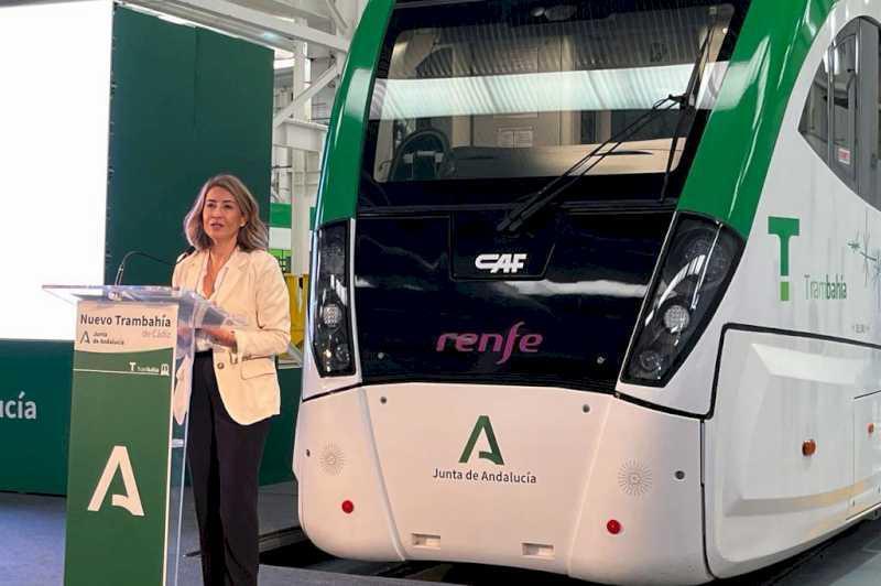 Raquel Sánchez anunță tramvaiul gratuit din Golful Cádiz din prima zi pentru călătorii obișnuiți