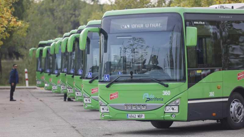 Comunitatea Madrid lansează 13 autobuze noi cu o capacitate mai mare de a călători până la 105 de pasageri