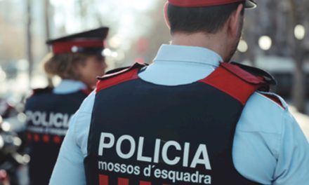 O operațiune extraordinară la Barcelona a Mossos d'Esquadra și Garda Urbană se încheie cu arestarea unei persoane într-un club de noapte Paral·lel