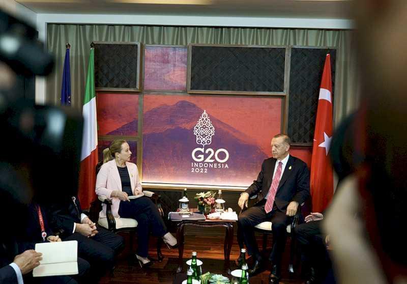 Întâlnirea președintelui Meloni cu președintele Republicii Turcia Erdoğan