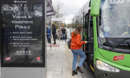 Comunitatea Madrid începe să reînnoiască proiectarea modulelor de informații ale celor 468 de linii de autobuz urbane și interurbane.
