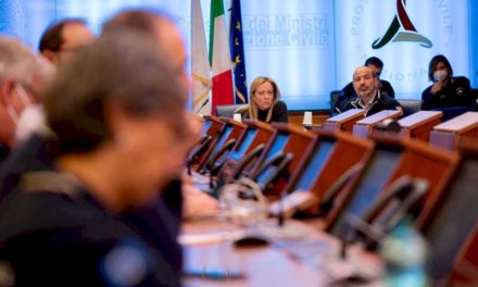 Ischia, președintele Meloni la ședința operațională de la Protecția Civilă