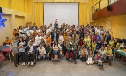 Torrejón – Odată cu aprinderea Pomului de Crăciun Voluntar și a pieței asociative Torrejón de Ardoz continuă cu activitățile…