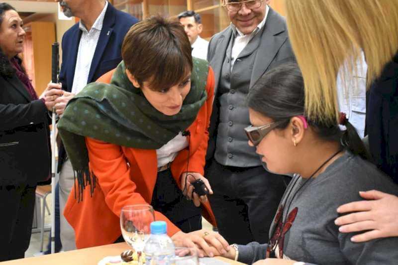 Isabel Rodríguez apreciază „incluziunea deplină a persoanelor cu dizabilități, deoarece promovează coeziunea socială și teritorială”