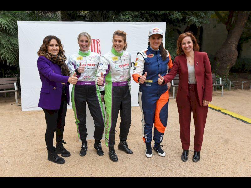 Guvernul le susține pe Laia Sanz și Mercè Martí pentru Dakar 2023, două exemple de „împuternicire a sportului feminin” catalan