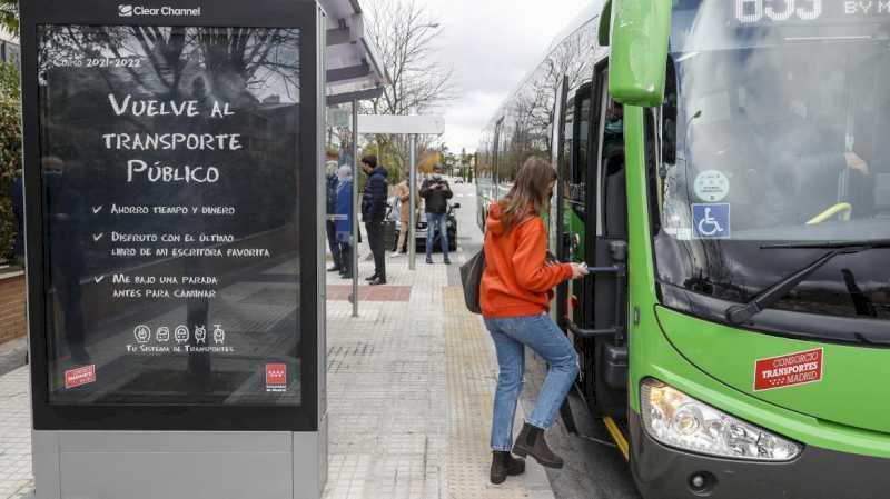 Comunitatea Madrid a aprobat peste 19.000 de cereri pentru rambursarea a jumătate din costul permisului anual de transport