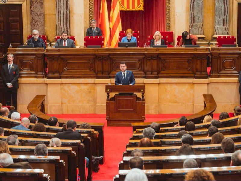 Președintele Aragonès: „Astăzi, la 90 de ani de la constituirea Parlamentului, continuăm cu același angajament de a servi publicul”