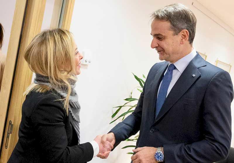 Președintele Meloni se întâlnește cu prim-ministrul Republicii Elene Mitsotakis