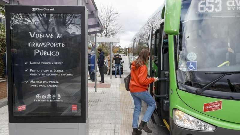Comunitatea Madrid va finanța călătoriile urbane și interurbane pentru șomerii care urmează cursuri de formare
