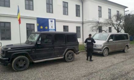 Patru autoturisme, în valoare de peste jumătate de milion de lei, semnalate furate în state ale Uniunii Europene, descoperite de polițiștii de frontieră
