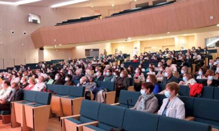 Spitalul 12 de Octubre celebrează un act de omagiu adus celor 164 de profesioniști pensionari pe parcursul anului 2022