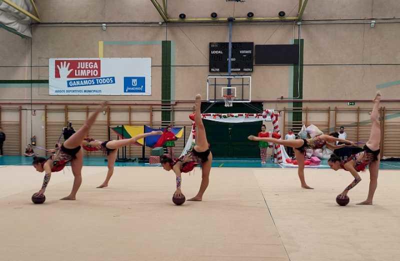 Afișează-ți creativitatea corpului practicând gimnastică ritmică în școlile din Madrid