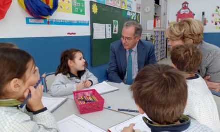 Comunitatea Madrid școli 92,2% dintre elevii cu nevoi speciale în centre obișnuite