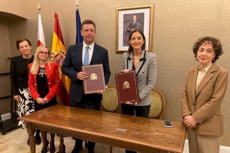 Spania și Slovacia consolidează relațiile în domenii precum mobilitatea durabilă și turismul
