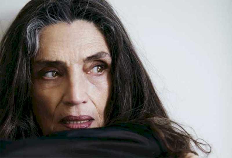 Ángela Molina, poezia făcută femeie