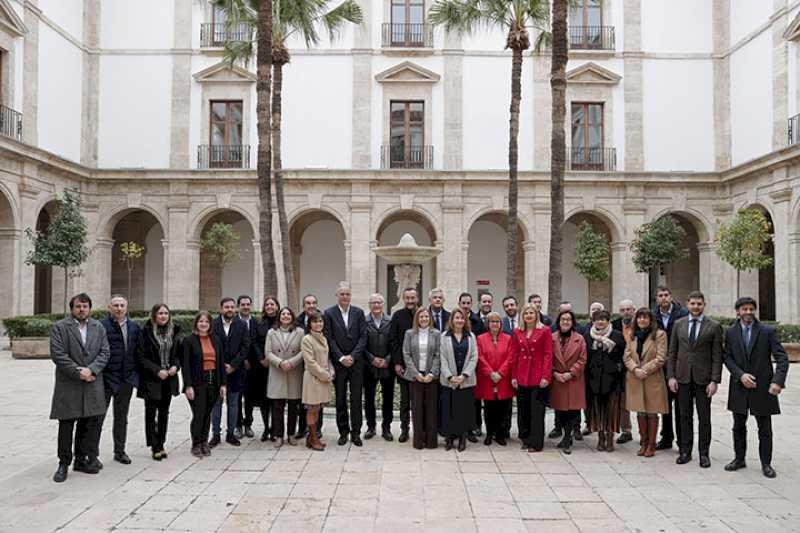 Raquel Sánchez semnează acorduri pentru reabilitarea a 7.158 de locuințe în 23 de municipalități din Comunitatea Valenciană