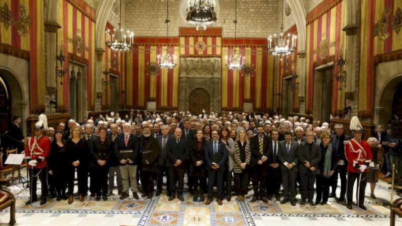 Barcelona: Distincție față de traiectoria entităților și instituțiilor centenare