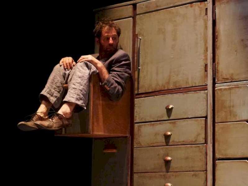 Torrejón – Spectacolul de circ „Déjà Vu” și piesa „Vântul e sălbatic (Fedra și Medea în Cádiz)”, în acest weekend la Teatro Mun…
