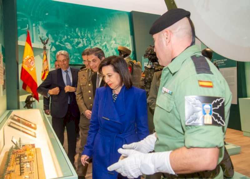 Alcalá – Ministrul Apărării și primarul orașului Alcalá inaugurează Sala Muzeului Brigăzii Parașutisti