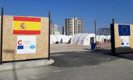 Un tehnician de laborator de la Spitalul Príncipe de Asturias se alătură echipei START pentru a ajuta cutremurul din Turcia