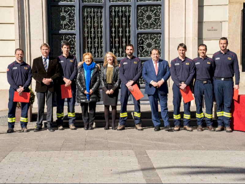 Elena celor 5 noi inspectori de pompieri: „Vom pune în continuare mai multe mijloace, numerar și tehnologie, pentru că organismul are nevoie de ea”