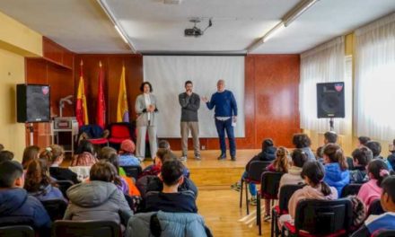 Torrejón – Școala Uno de Mayo din Torrejón de Ardoz a organizat o discuție despre valori și non-violență în sport pentru elevii săi de…