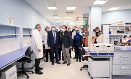 Consilierul Balcells inaugurează noua zonă de laborator a Institutului de Cercetare în Sănătate Pere Virgili din Reus