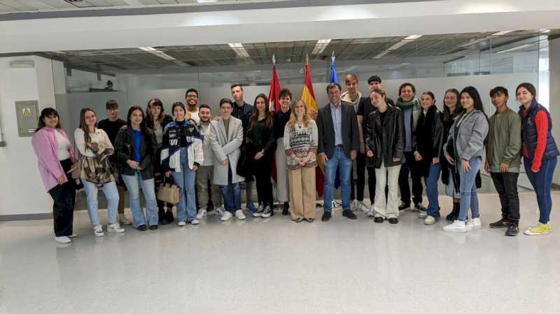 Le arătăm studenților din Madrid cum funcționează SMAC