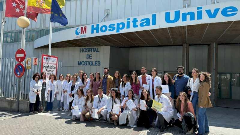 Spitalul de Móstoles celebrează ceremonia de rămas bun pentru o nouă clasă de peste 40 de rezidenți în diferite discipline de sănătate