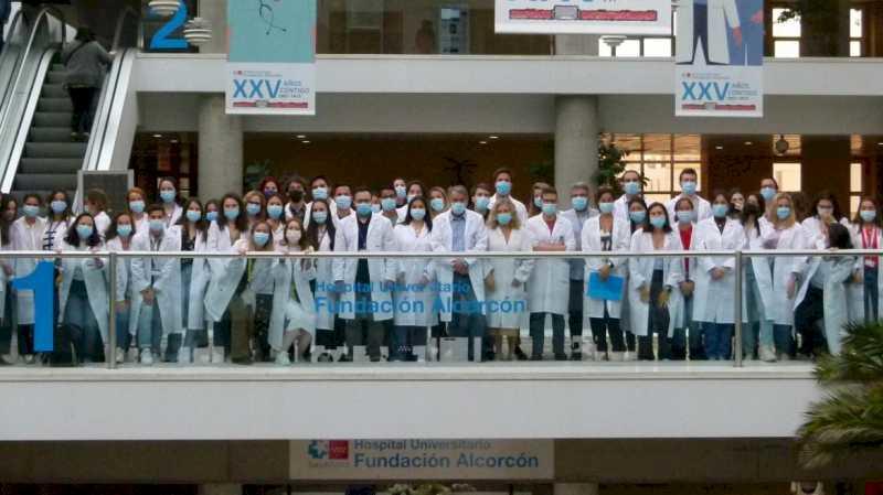 Spitalul Fundación Alcorcón își sărbătorește evenimentele de adio pentru noi specialiști și întâmpină noi rezidenți