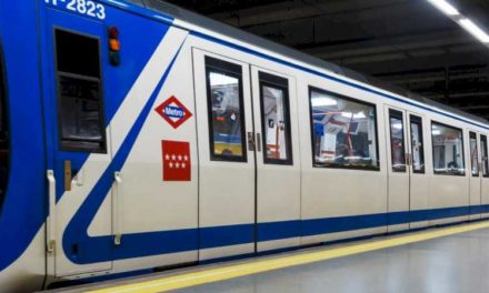 Comunitatea Madrid își reînnoiește investiția pentru autobuze alternative gratuite pe linia 7B de metrou