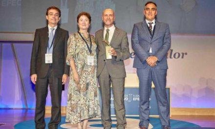 Directorul general adjunct al Spitalului Clinic San Carlos primește premiul onorific „Afective Effective”