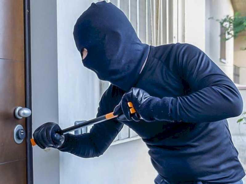 Torrejón – Poliția Locală din Torrejón de Ardoz oferă o serie de sfaturi și recomandări pentru a preveni furtul în locuințe în timpul…