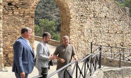 Comunitatea Madrid colaborează cu Buitrago del Lozoya, Gascones și La Cabrera pentru dezvoltarea lor economică și turistică