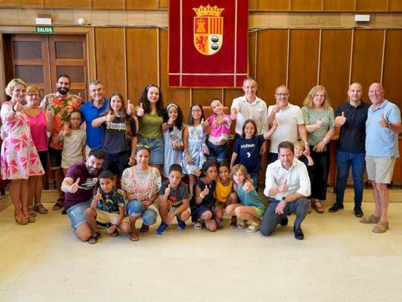 Torrejón – Copiii sahrawi din programul „Vacaciones en Paz” sunt deja la Torrejón cu familiile orașului care îi întâmpină în timpul…