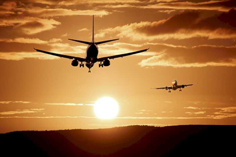 Las reservas de asientos en vuelos internacionales para agosto superan los 11,4 millones, un millón más que hace un año