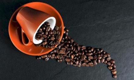 La Comunidad de Madrid investiga cómo una molécula presente en el café puede mejorar la calidad de vida en el envejecimiento