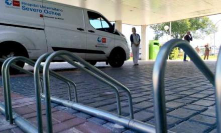 Spitalul public Severo Ochoa instalează suporturi pentru biciclete în timpul Săptămânii europene a mobilității
